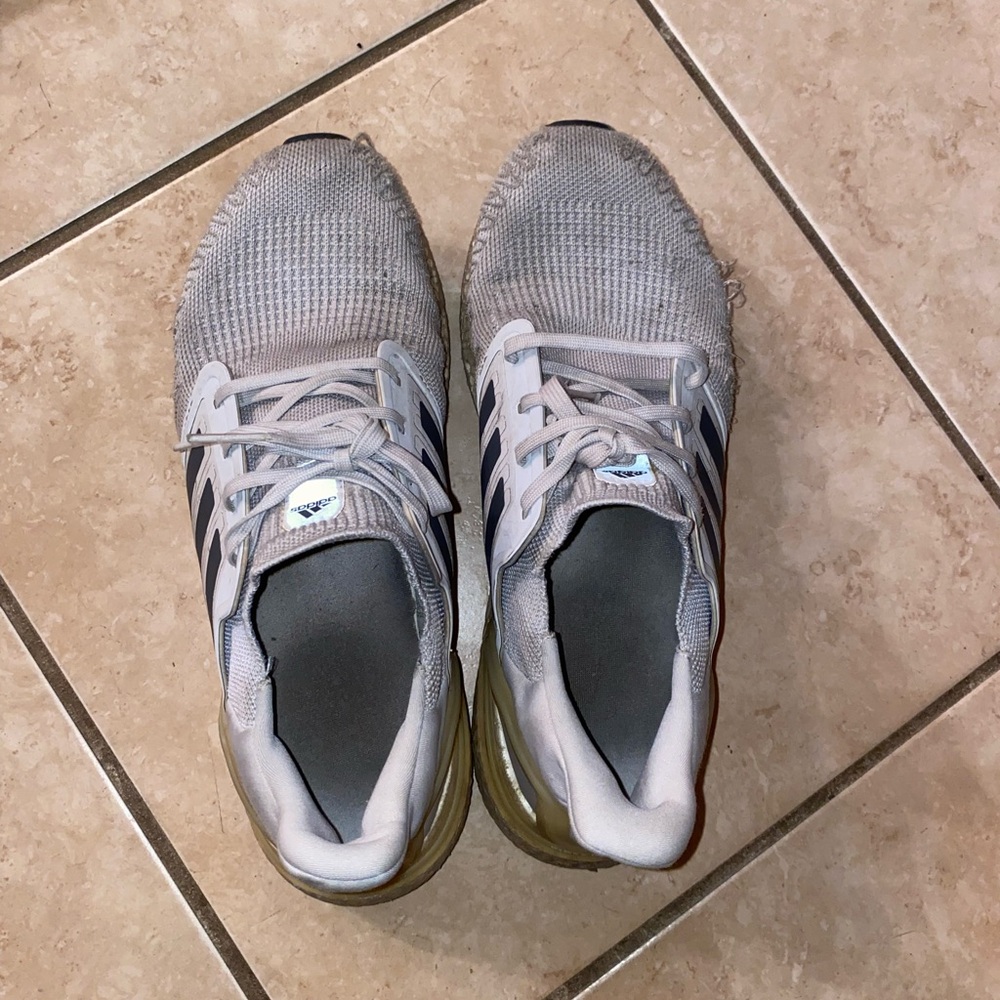 Adidas UltraBoost Sneakers